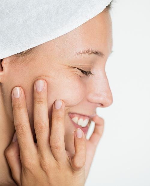 5 REASONS WHY YOU SHOULD EXFOLIATE IN WINTER